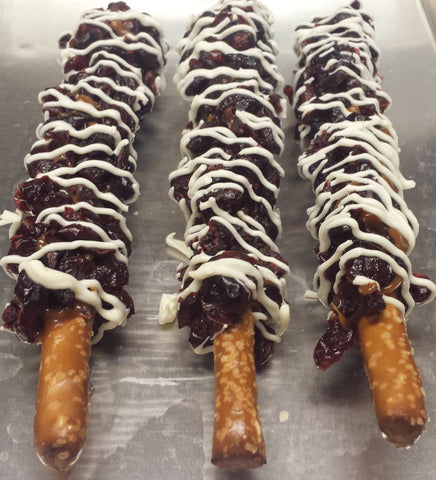 Craisin Caramel Pretzel Rod