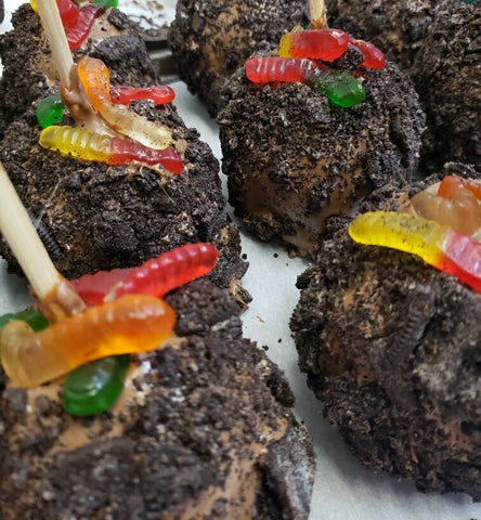 Dirty Worm Caramel Apple