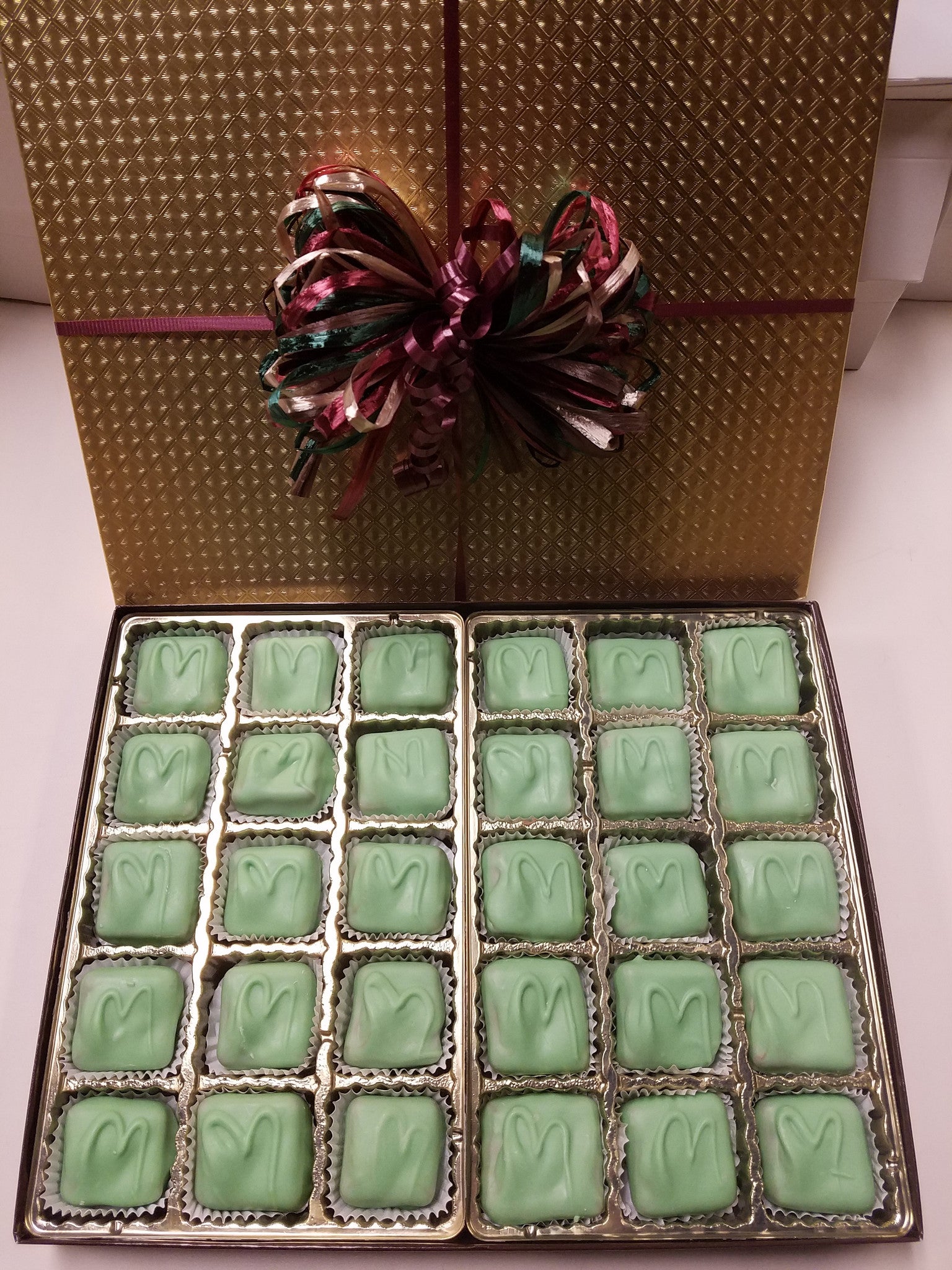 Mint Meltaways Gift Box – Fun Factory Sweet Shoppe