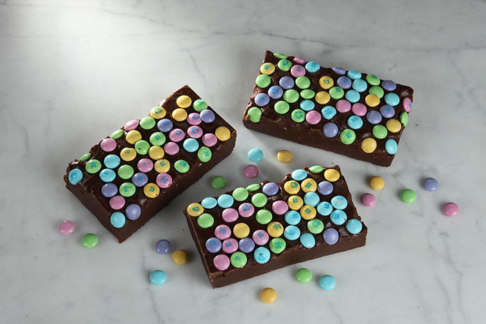 FUNDRAISER FUDGE Chocolate M&M Pastel – Fun Factory Sweet Shoppe